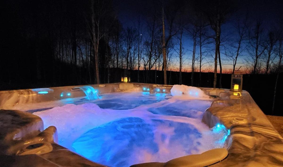 Chalet Serenity - Mont Tremblant Ski - Spa Sauna Wifi Tv Privet Chic Modern House Villa La Conception Dış mekan fotoğraf